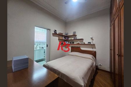 3_photo/94ce030bf9.fbcd7a2e7ac63d93-ATLAS-0f31ed66-23de-41ef-abdb-6a8d21f31d3a.jpg de casa à venda com 2 quartos, 475m² em Gonzaga, Santos