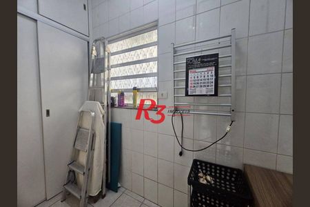 11_photo/94ce030bf9.fbcd7a2e7ac63d93-ATLAS-17bcb049-83b9-4ca5-afb0-5a26a4d34b95.jpg de casa à venda com 2 quartos, 475m² em Gonzaga, Santos