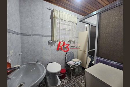 10_photo/94ce030bf9.fbcd7a2e7ac63d93-ATLAS-e3600227-b7b4-4242-93d3-74ad478c276e.jpg de casa à venda com 2 quartos, 475m² em Gonzaga, Santos