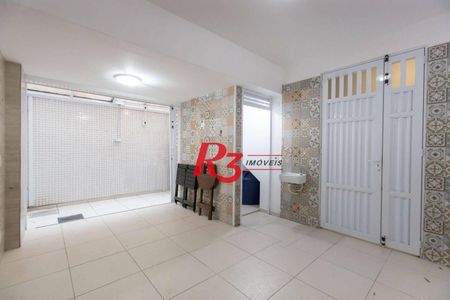 8_photo/94ce030c0b.5b9b00453aab019c-ATLAS-6422a908-45dd-435c-8498-18bdf17c5a0a.jpg de casa à venda com 2 quartos, 100m² em Boqueirão, Santos