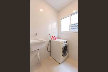 41_photo/94ce030c0b.5b9b00453aab019c-ATLAS-6d51bce2-da65-4e14-82bb-129d6f8155b8.jpg de casa à venda com 2 quartos, 100m² em Boqueirão, Santos