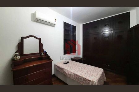 17_photo/94ce030c27.36a250b168cf25bb-ATLAS-e0e1a0e4-e90a-4acb-bd8d-606d02b02673.jpg de casa para alugar com 4 quartos, 247m² em Gonzaga, Santos