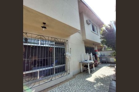 6_photo/94ce030cb7.58506769bdfd2446-ATLAS-58da062d-a13c-4084-9cbe-fec942eec6f3.jpg de casa à venda com 3 quartos, 175m² em Encruzilhada, Santos