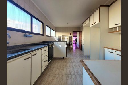 10_photo/94ce030d8d.23351eba74f1df34-ATLAS-05d45f7e-1ba9-4d99-9de4-ee453878f21e.jpg de casa à venda com 4 quartos, 203m² em Gonzaga, Santos