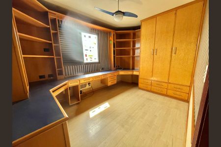 12_photo/94ce030ded.9fde2b1beaf38236-ATLAS-92c350fc-372f-4b3c-9c8e-ef9334ffef62.jpg de casa à venda com 4 quartos, 332m² em Gonzaga, Santos