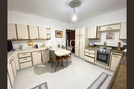 8_photo/94ce030e31.2c5e9d75b46b8bdb-ATLAS-cd453f35-4fed-4638-9ad4-2a98242f84fe.jpg de apartamento à venda com 3 quartos, 166m² em Gonzaga, Santos