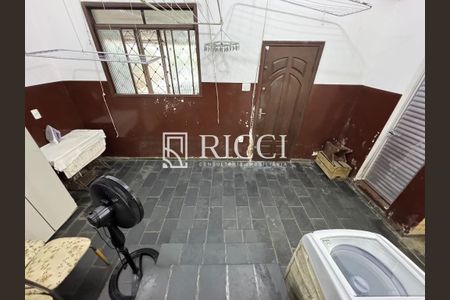 22_photo/94ce030e9d.49e5f4e107e90c19-ATLAS-c78f8325-af3d-4702-a826-90ba8dd2b58c.jpg de casa à venda com 4 quartos, 680m² em Gonzaga, Santos