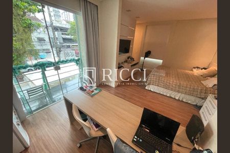 5_photo/94ce030ec5.4f01e810a805cb87-ATLAS-35de9dbd-fd52-493c-9e7a-b028bcfc47b7.jpg de casa à venda com 3 quartos, 300m² em Gonzaga, Santos