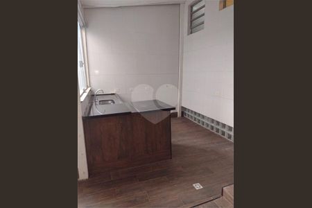 11_photo/94ce030ecb.413b54f4bf74f905-ATLAS-4ddc2b01-8e86-4963-b543-90fab4112f32.jpg de casa para alugar com 3 quartos, 164m² em Gonzaga, Santos