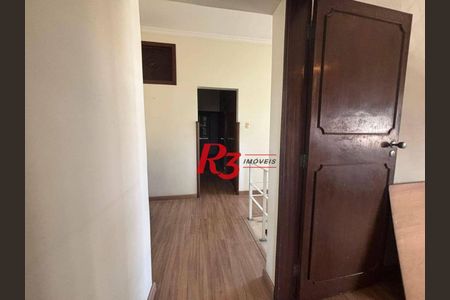 4_photo/94ce030efb.c1dc00249eefaead-ATLAS-6348a02c-5cdf-40af-aaf6-aa599c263a8f.jpg de casa para alugar com 3 quartos, 188m² em Gonzaga, Santos