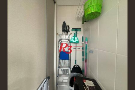 43_photo/94ce030f27.b498a4f848caa8e6-ATLAS-d0f3b2f0-0536-4ce1-a3b2-434341e913de.jpg de apartamento à venda com 2 quartos, 77m² em Gonzaga, Santos