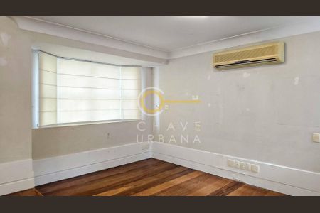 9_photo/94ce030f57.ceff8192393c33de-ATLAS-296bfc5f-37d1-42e9-8c8f-9d0bf8a8b96c.jpg de casa à venda com 3 quartos, 300m² em Gonzaga, Santos