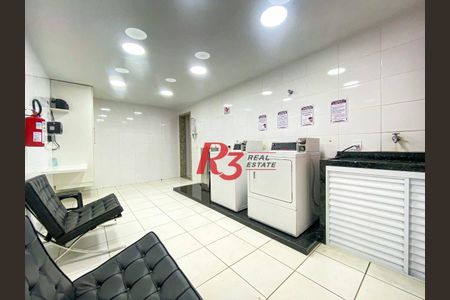 6_photo/94ce030f93.d9511e88408f9c5c-ATLAS-1e5ca220-e5e6-4c86-a9f7-538a9f70ca84.jpg de apartamento à venda com 2 quartos, 97m² em Gonzaga, Santos