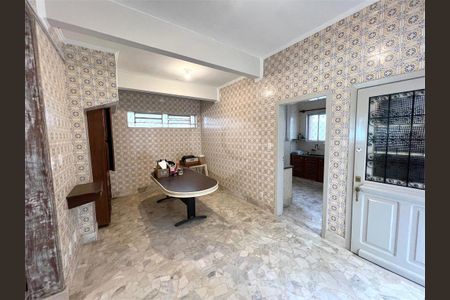 10_photo/94ce030fc5.8e48f5906dd675de-ATLAS-5d0b9814-4b31-41e1-a754-4bd8490921ce.jpg de casa para alugar com 4 quartos, 180m² em Gonzaga, Santos