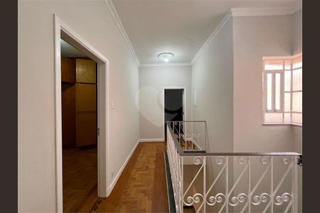 21_photo/94ce030fc5.8e48f5906dd675de-ATLAS-e370edf6-4acd-4554-b436-a656d458a92d.jpg de casa para alugar com 4 quartos, 180m² em Gonzaga, Santos
