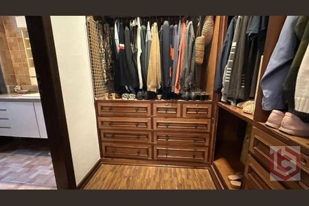 30_photo/94ce030fd1.49c8e1dcdae3375d-ATLAS-df8dcd42-ea74-42c3-9604-73645fb17a23.jpg de apartamento à venda com 5 quartos, 296m² em Gonzaga, Santos