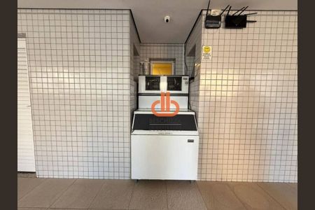 50_photo/94ce030fd5.dc3e5383f171f563-ATLAS-fff39a80-79bd-40de-bed1-b749e4a81037.jpg de apartamento à venda com 2 quartos, 82m² em Gonzaga, Santos