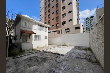 38_photo/94ce030fdb.4bd2615f33144f40-ATLAS-ed42a4be-5970-4fab-8fc6-59bce4f4d2df.jpg de casa para alugar com 3 quartos, 180m² em Gonzaga, Santos