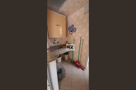 12_photo/94ce031019.d064f87ba2f4a60c-ATLAS-47c2afc2-bc78-497c-b882-cb318a7ee03d.jpg de casa à venda com 3 quartos, 277m² em Gonzaga, Santos