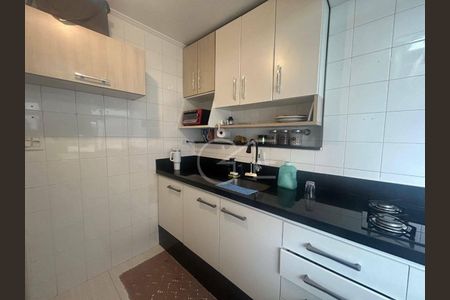 3_photo/94ce031071.19425ba10cb6a9a9-ATLAS-07fbab30-1cc5-4fcc-93c6-e6d5472dada1.jpg de apartamento para alugar com 1 quarto, 50m² em Gonzaga, Santos