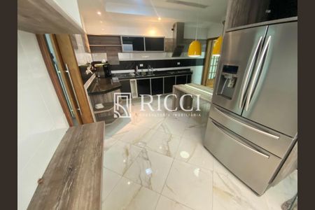 4_photo/94ce031143.df2406aa61ba3211-ATLAS-0b5ab5a5-a847-42ef-8d2a-0211cd5b3457.jpg de casa à venda com 4 quartos, 260m² em Gonzaga, Santos