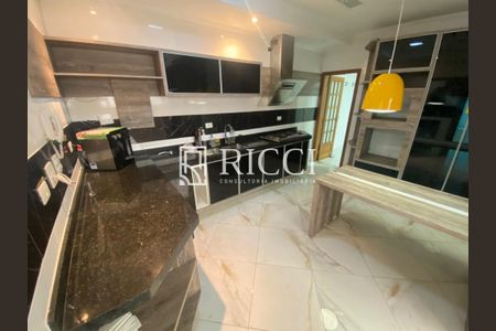 2_photo/94ce031143.df2406aa61ba3211-ATLAS-58aacdfa-27d5-4261-a684-30ba38692b48.jpg de casa à venda com 4 quartos, 260m² em Gonzaga, Santos