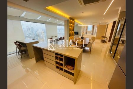 3_photo/94ce031167.61eb2bcfa8a92890-ATLAS-6da5f989-7d32-4699-a5fc-a1794cf5df88.jpg de apartamento à venda com 3 quartos, 267m² em Gonzaga, Santos