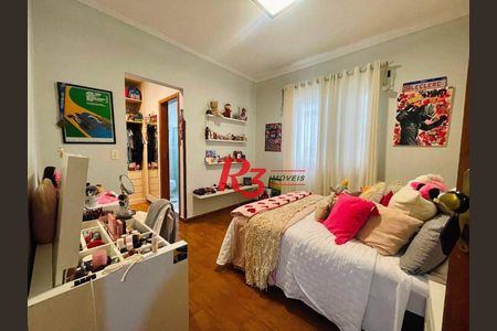 46_photo/94ce0311c9.1168d7f35de77434-ATLAS-84422761-e268-43ad-9657-b04bdeee9178.jpg de casa à venda com 4 quartos, 458m² em Gonzaga, Santos