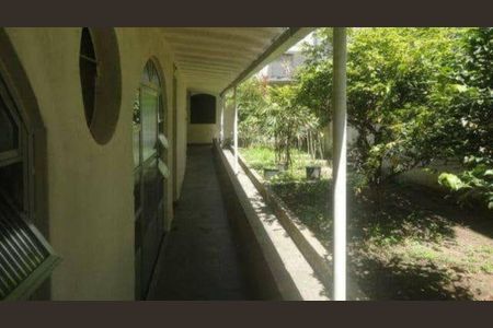 3_photo/94ce0311d1.c3b9fb60c1df5c5a-ATLAS-0652e367-c2f6-4066-9a1b-3da142e6d94f.jpg de casa para alugar com 5 quartos, 415m² em Gonzaga, Santos