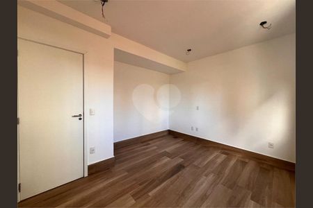 2_photo/94ce0311d9.4b1992a7ab35c141-ATLAS-c5aed222-5d45-402e-88f3-eac578436e7e.jpg de casa à venda com 3 quartos, 162m² em Gonzaga, Santos