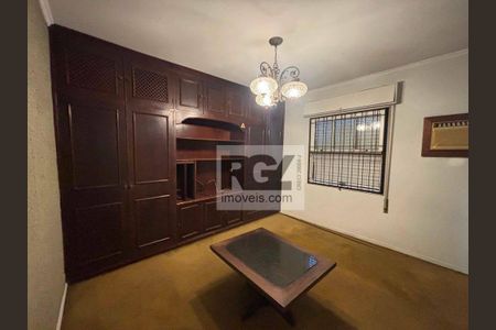 10_photo/94ce0311e9.1d0d827e26d2d819-ATLAS-8a1f7924-1c3f-4ff5-9ff1-5a9dcc847d5d.jpg de casa à venda com 6 quartos, 450m² em Gonzaga, Santos