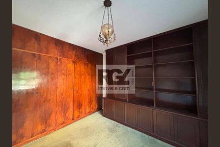 15_photo/94ce0311e9.1d0d827e26d2d819-ATLAS-d35f7db6-acc7-4ed5-818f-295d36e12c9f.jpg de casa à venda com 6 quartos, 450m² em Gonzaga, Santos