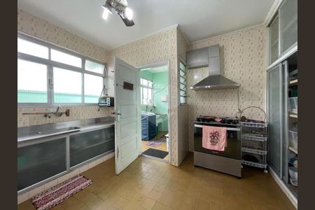 39_photo/94ce0311f5.a095ebe9a9b9d05b-ATLAS-32cf5943-1d3c-4b5c-8bc3-a1878b4de61f.jpg de casa à venda com 4 quartos, 289m² em Gonzaga, Santos