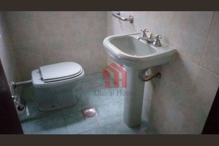 6_photo/94ce0311ff.a49d907f0912b726-ATLAS-e3133ceb-823b-486e-9101-ed4e83d6619d.jpg de casa à venda com 4 quartos, 300m² em Gonzaga, Santos