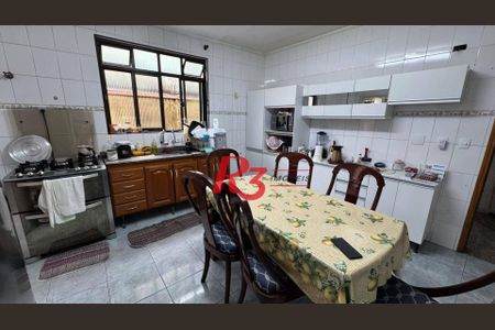 29_photo/94ce0312e5.79518a11401aeb31-ATLAS-e07bdd04-b1fa-428a-9a73-9f4472bbbe04.jpg de casa à venda com 3 quartos, 152m² em Campo Grande, Santos