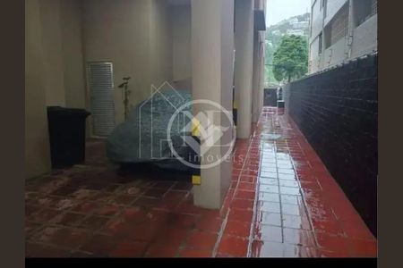 11_photo/94ce031431.6618d879b31b9a75-ATLAS-d5f01c60-b14d-45b6-ae2e-a5bcebd66818.jpg de casa à venda com 1 quarto, 33m² em Pompéia, Santos