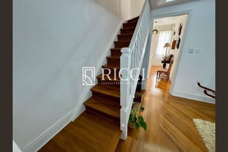 10_photo/94ce03154d.bdf1def5ceb5107f-ATLAS-1d25c4c5-dff3-4f54-9bc1-824289a8a6cb.jpg de casa à venda com 3 quartos, 150m² em Campo Grande, Santos