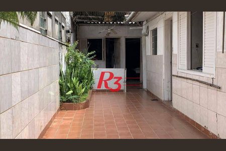 5_photo/94ce03159f.f861ecc718bdcbd7-ATLAS-fc76423f-efd5-43fd-bbf4-42a067bdd9ee.jpg de casa à venda com 3 quartos, 156m² em Campo Grande, Santos