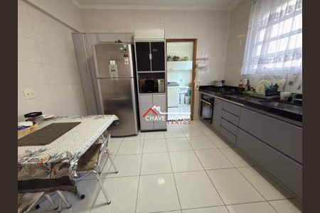 7_photo/94ce0315fb.8496cd4fc65a3dbe-ATLAS-694f1924-849c-48ea-8a24-8a548b3ee0e1.jpg de casa à venda com 3 quartos, 196m² em Pompéia, Santos