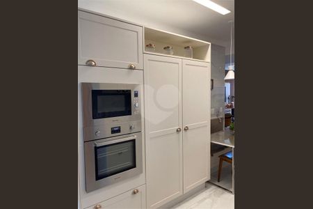 4_photo/94ce031615.ec45c5915be217bb-ATLAS-862a17d0-cb85-4eb2-9afb-e22b4ddcb4e8.jpg de apartamento à venda com 3 quartos, 166m² em Pompéia, Santos