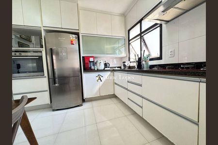 21_photo/94ce03164d.e100dba37721dde7-ATLAS-4c0f5c56-a3df-440d-b9bb-9fc355fd03f4.jpg de apartamento à venda com 3 quartos, 335m² em Pompéia, Santos