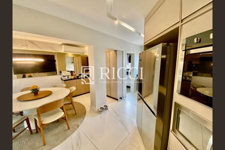 5_photo/94ce0316a3.46e7cc01efc2fbb2-ATLAS-9aa50607-c3b5-409c-bd31-101e35c2c63f.jpg de apartamento à venda com 3 quartos, 292m² em Pompéia, Santos