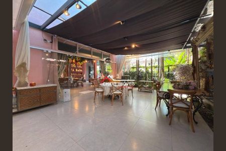 7_photo/94ce0316e3.07fb07773285f6be-ATLAS-9df7dd44-5b02-40f6-8dac-5e29b164b2e9.jpg de casa à venda com 3 quartos, 400m² em Pompéia, Santos