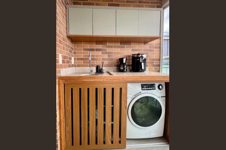 11_photo/94ce0317b5.4a16ee1d251176b1-ATLAS-e8e7e7d0-255c-4538-bf62-333d4d692a41.jpg de apartamento à venda com 2 quartos, 68m² em Gonzaga, Santos