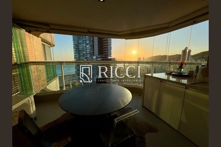 12_photo/94ce0317b5.8cc89532c2955b1e-ATLAS-fb93df49-e0ac-4cbc-a39a-10359bcf2c17.jpg de apartamento à venda com 1 quarto, 84m² em Gonzaga, Santos