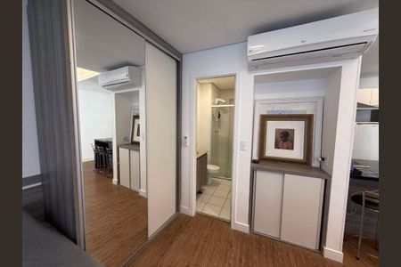 2_photo/94ce0317d1.0331a4df3ae979e6-ATLAS-4857f2aa-41ea-4dfd-982b-6269c0fabce1.jpg de apartamento à venda com 1 quarto, 44m² em Gonzaga, Santos