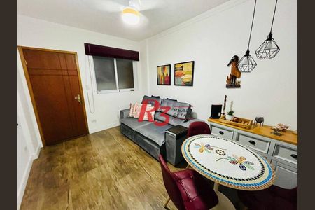 3_photo/94ce031a67.096bb856e5d51368-ATLAS-4c7c9e64-15c2-4635-ae24-b2186761a7d2.jpg de apartamento à venda com 1 quarto, 42m² em Gonzaga, Santos