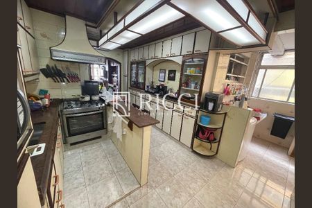 32_photo/94ce031b21.25b0c26a5ef789ca-ATLAS-eb8e7bab-f797-41ee-b291-1477d045cfc2.jpg de apartamento à venda com 3 quartos, 182m² em Gonzaga, Santos