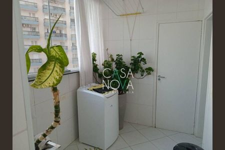 37_photo/94ce0330a5.2bbf801c56a30ee7-ATLAS-d25c2790-c391-480e-93d1-2be6b5ee7401.jpg de apartamento à venda com 3 quartos, 187m² em José Menino, Santos