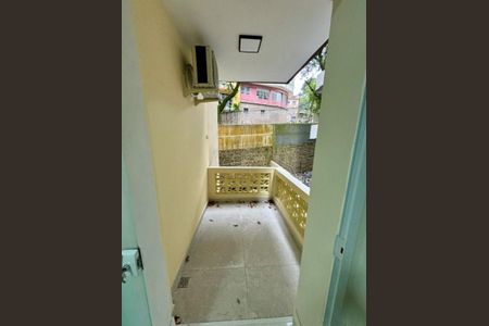 2_photo/94ce03373d.ceff8192393c33de-ATLAS-10cea5b7-d5bb-47cf-9e2c-bb55289b30a1.jpg de apartamento à venda com 2 quartos, 98m² em José Menino, Santos